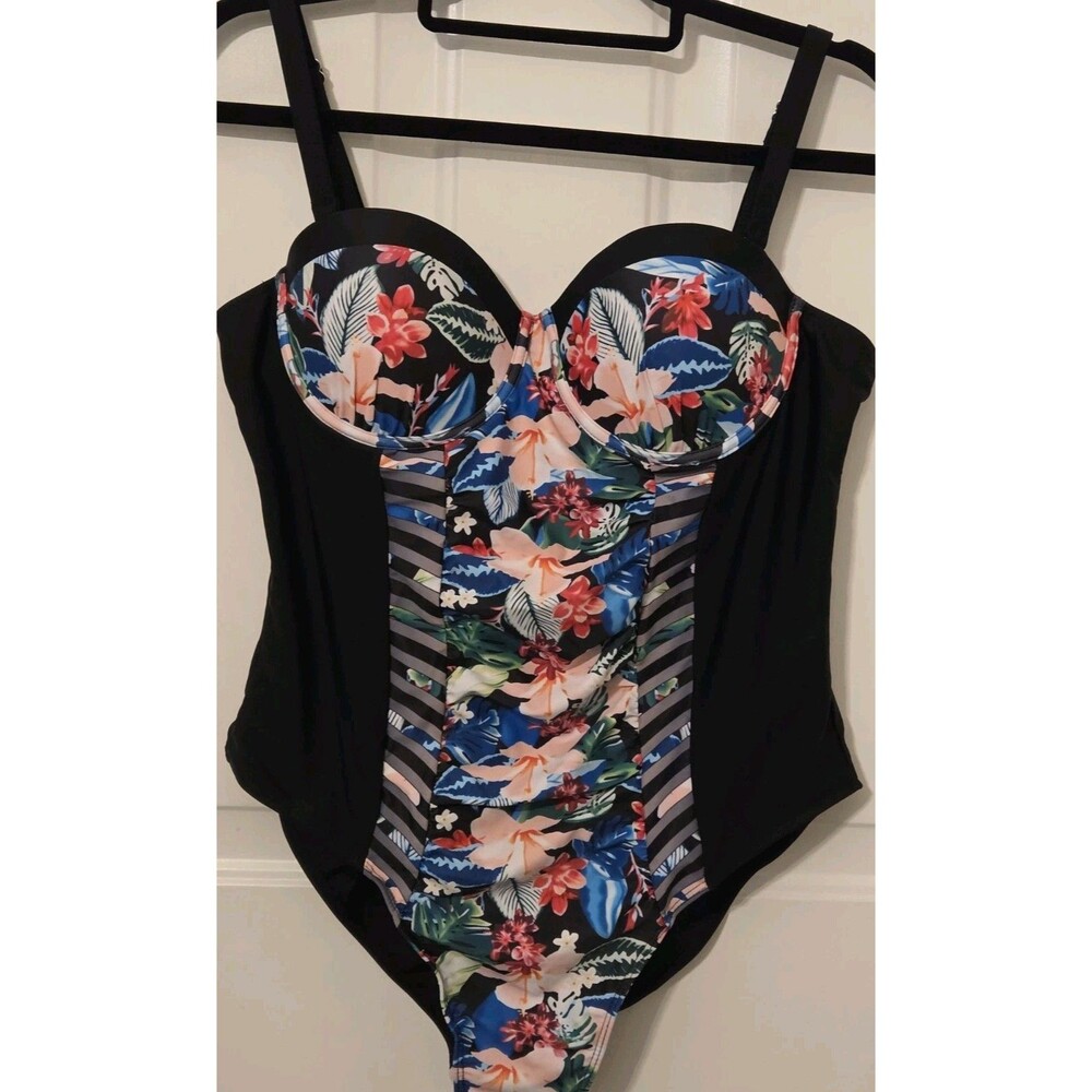 Unbranded Multicolor Lined Underwire One-Piece Swimming Suit - Size 16